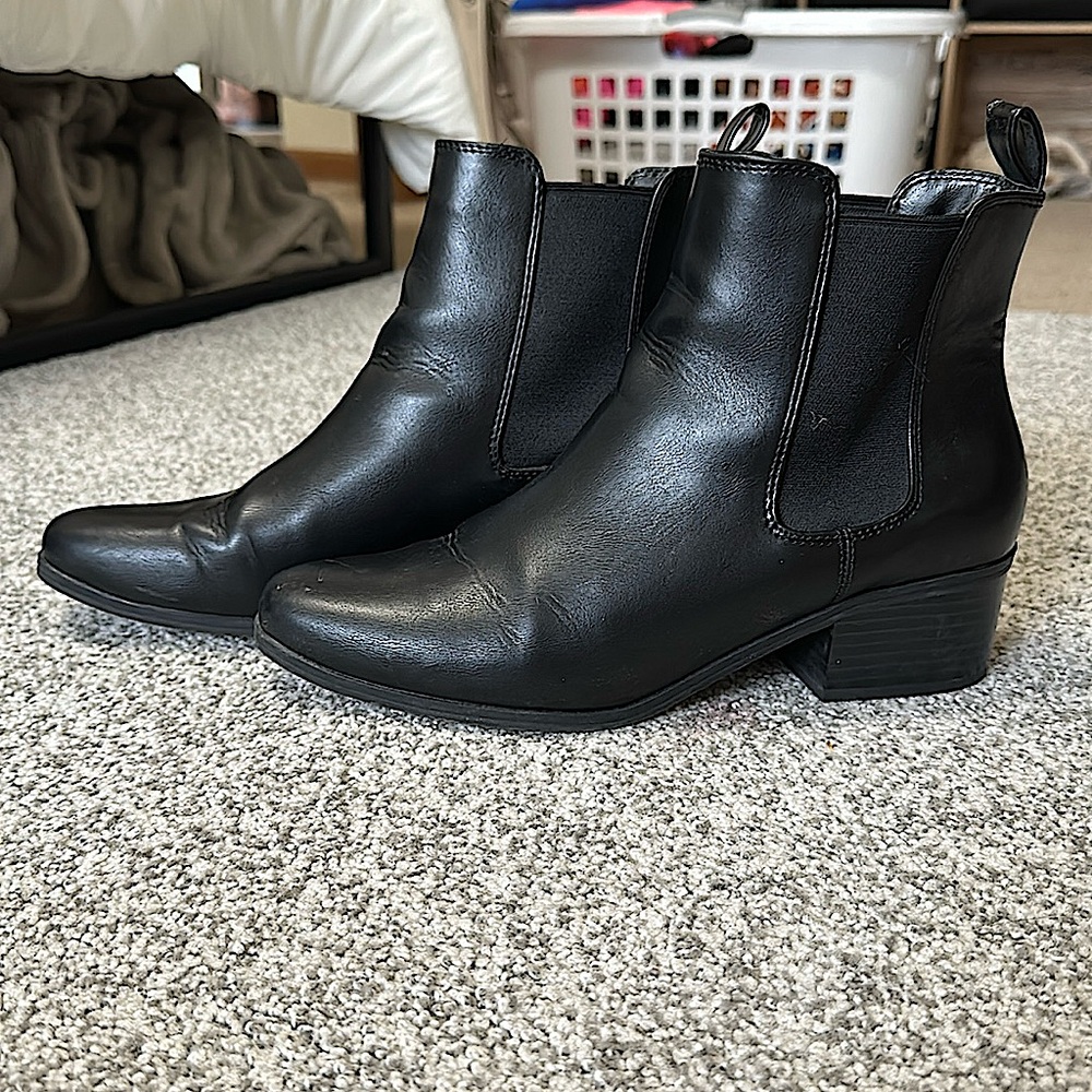 Black boots